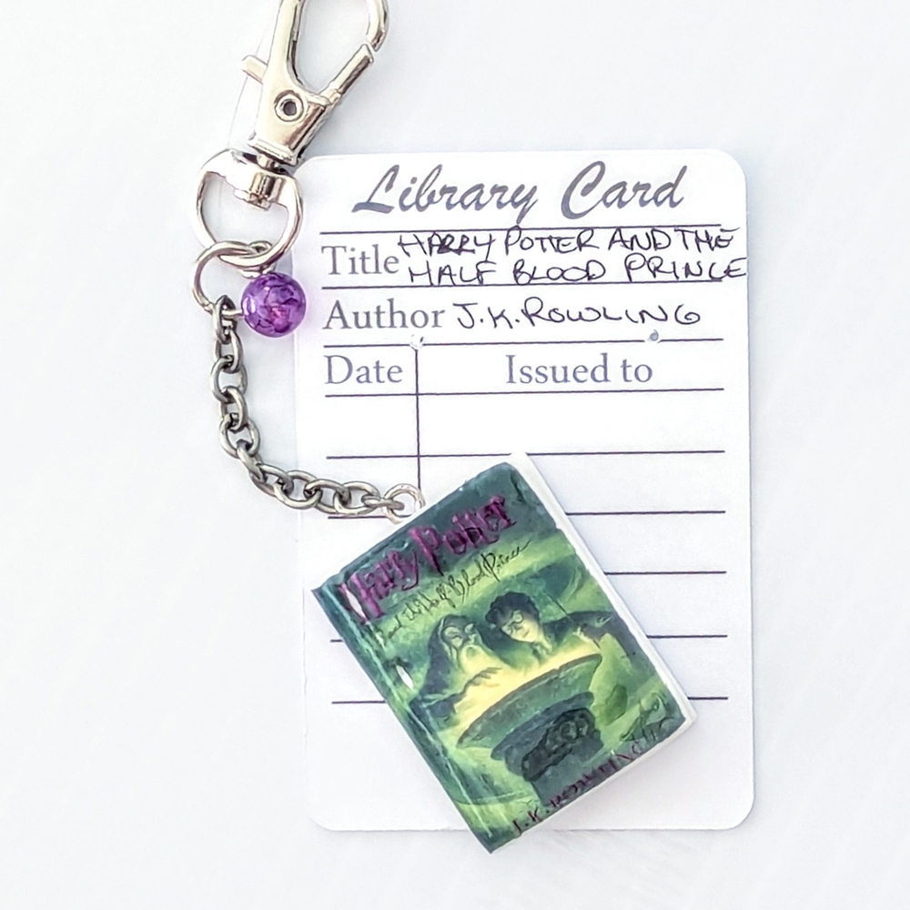 Harry Potter  And The Half Blood Prince Mini Book Keychain with Library Card